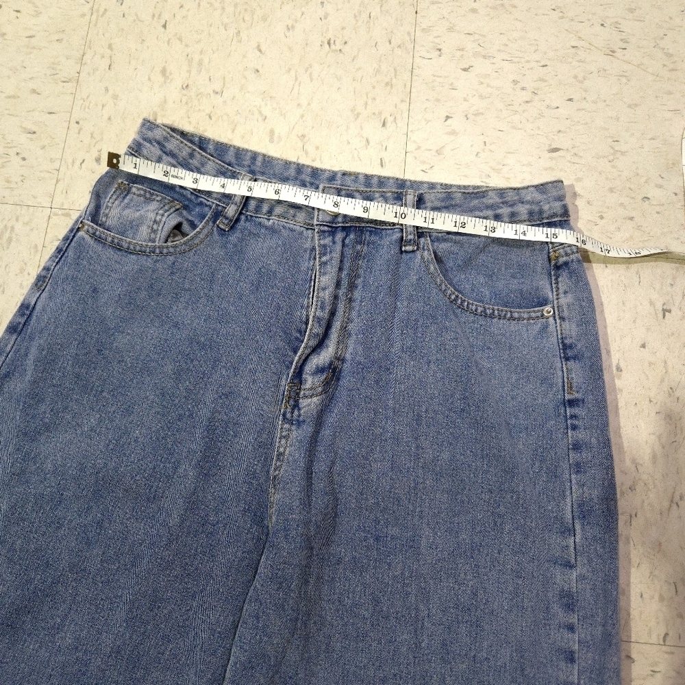Shein | Butterfly Graphic Blue Jeans - Picture 7 of 9